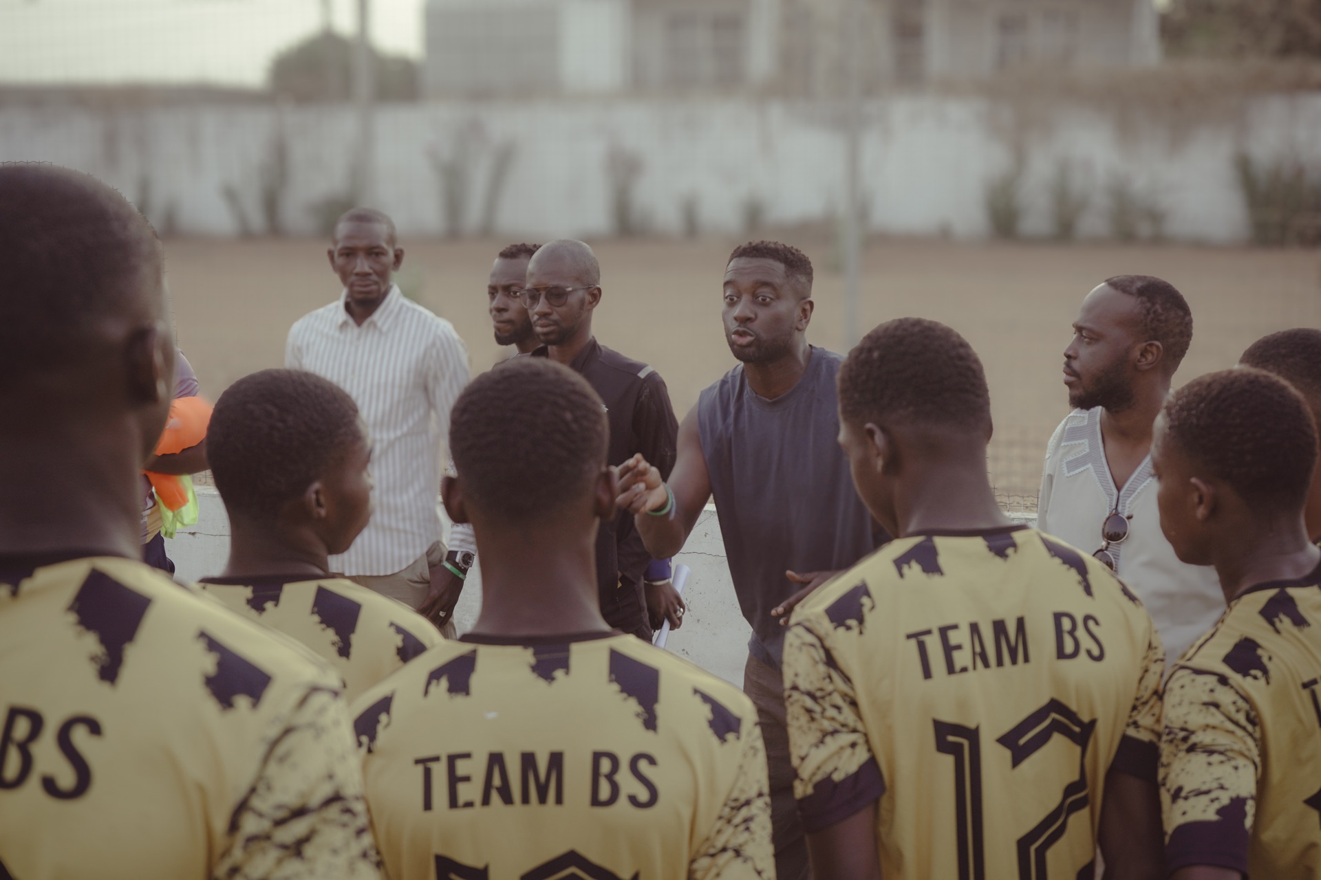 Causerie du staff avec les joueurs
